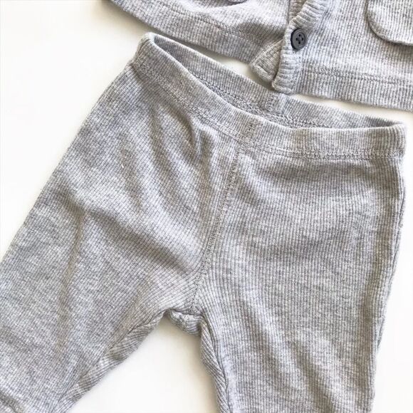 Carters gray ribbed top/bottom set VGUC 3 months - Picture 3 of 5